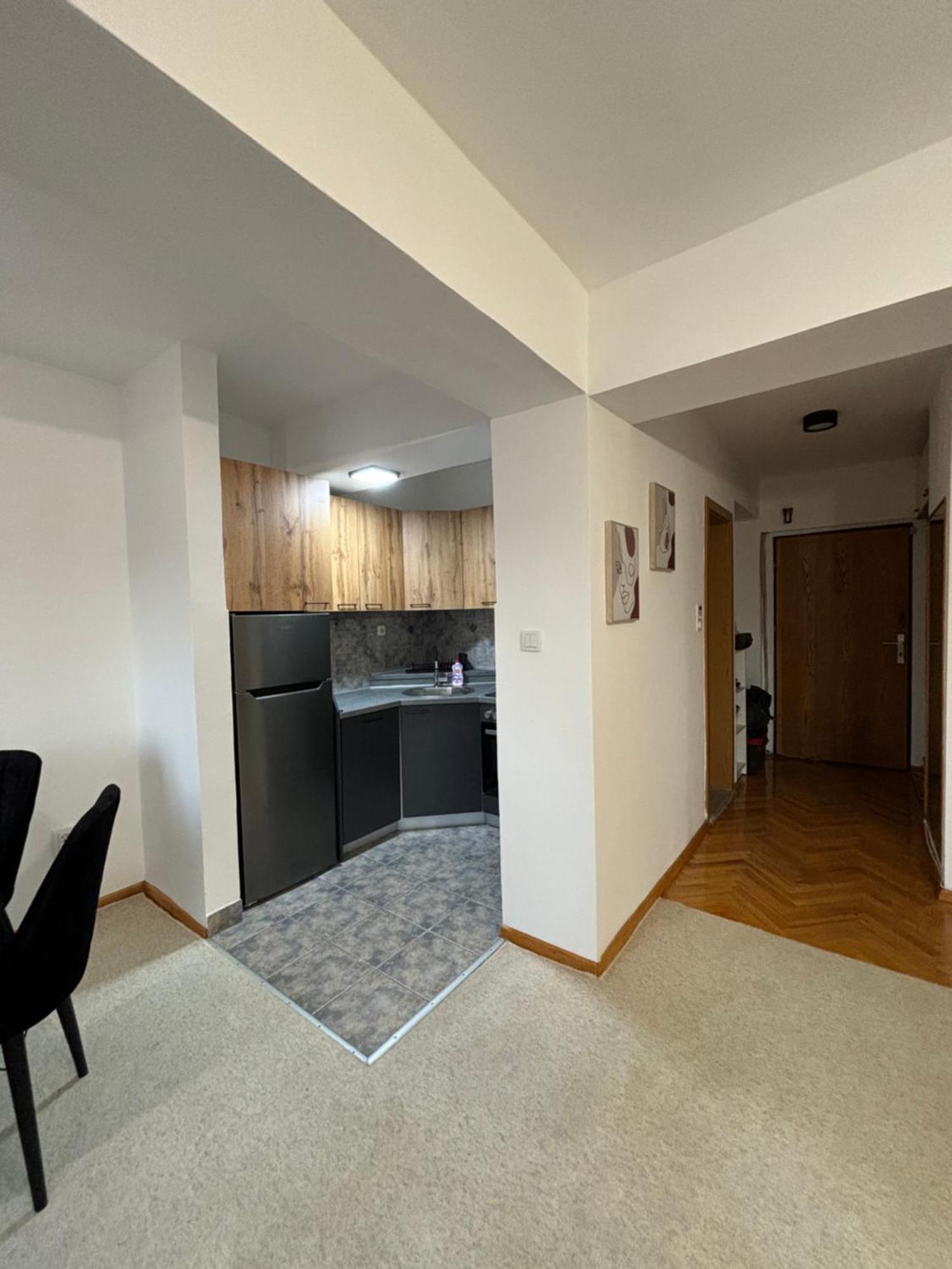 Urban Loft Lägenhet Skopje Exteriör bild